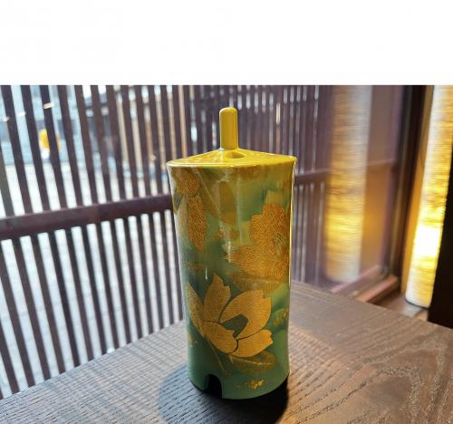 香炉　金箔 山茶花