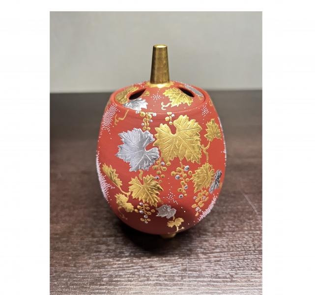 香炉　白金盛葡萄図白粒